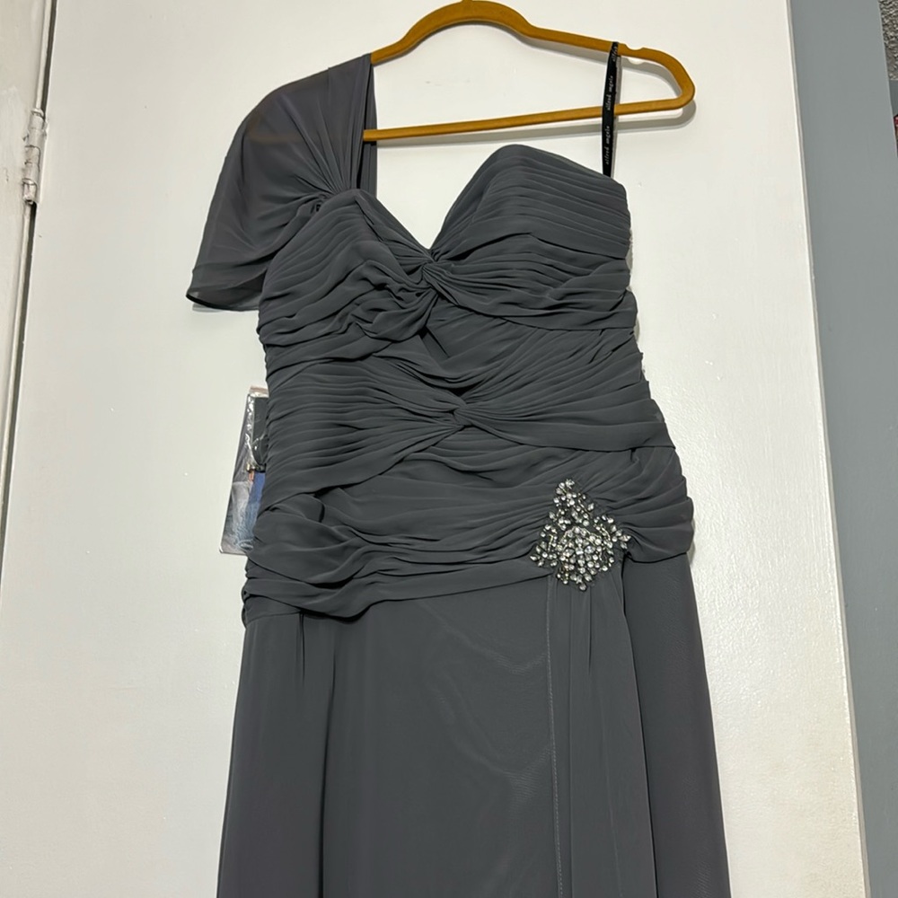 NWT 🌟 Bridesmaid Evening Gown